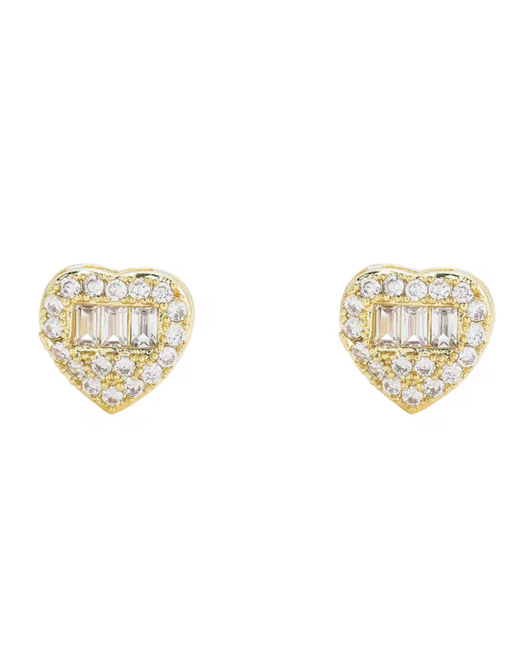 Queen of Heart earrings in 18k gold plating with dazzling CZ stones, chic heart-shaped stud earrings for women's everyday glamour.